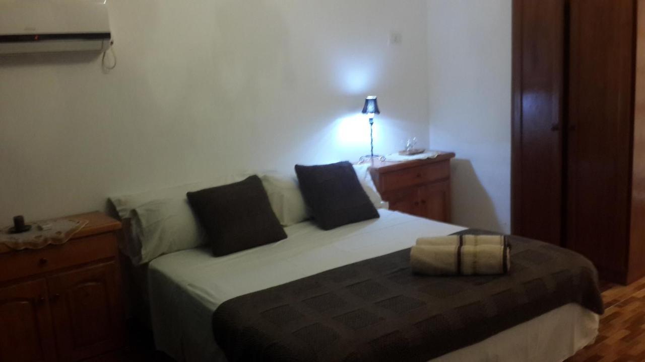 Casa Folks - Bed And Breakfast Puerto Iguazú Exterior foto